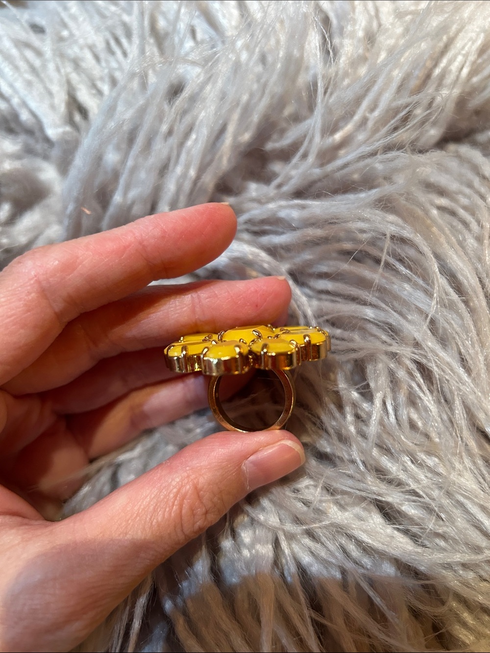 Vintage Kate Spade yellow flower ring - Picture 3 of 5